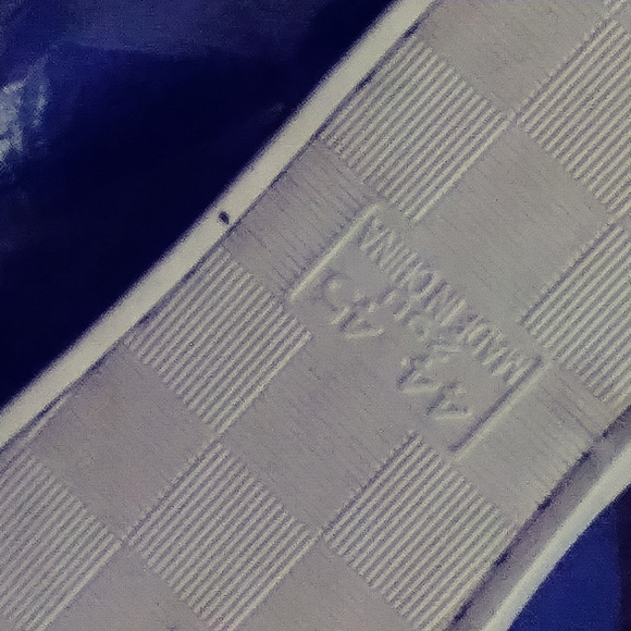 Slippers - Picture 4 of 4